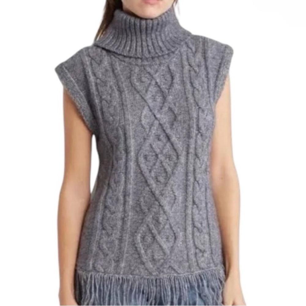 Nwt Olivia Sky cowl neck sleeveless sweater top - M